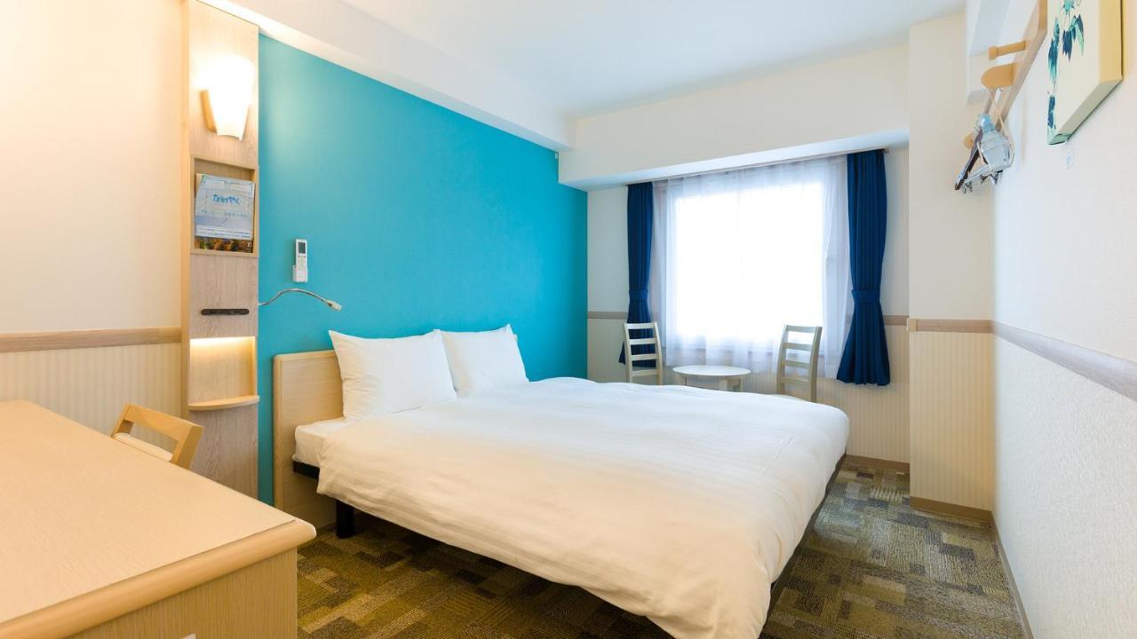 Toyoko Inn Nara Oji Eki Minami Guchi Exterior foto