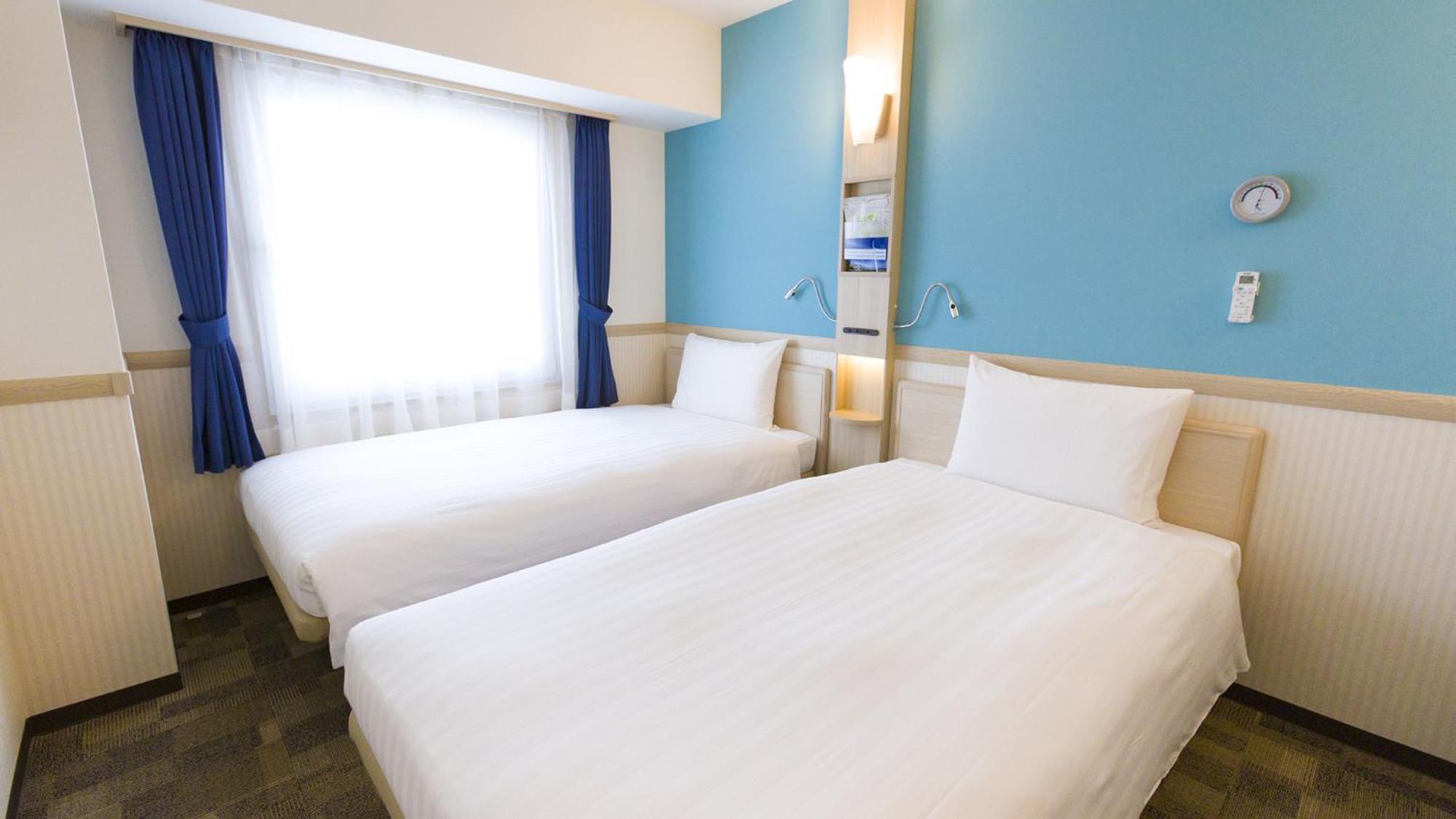 Toyoko Inn Nara Oji Eki Minami Guchi Quarto foto